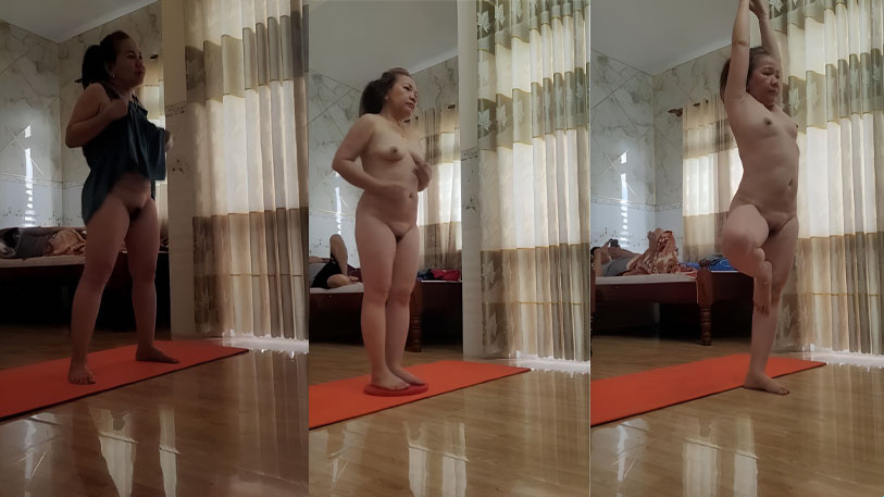Exercising nude with an airplane sister